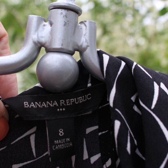 Banana Republic High Neck Tie Dress NWT size 8 - Picture 10 of 11